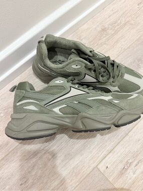 Reebok Men's Olive Green Mesh Suede Sneakers
